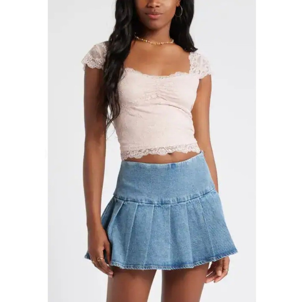 BP Women's Sz Medium Cap Sleeve Lace Crop Top Pink Sepia Sweetheart Neck Stretch